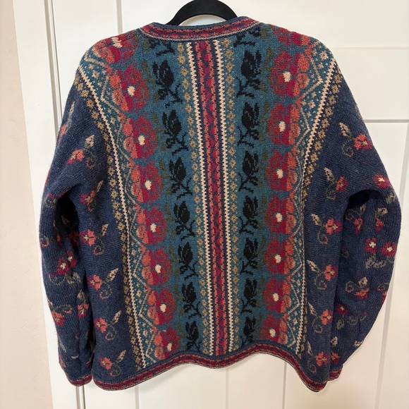 Icelandic Design Wool Cardigan Sweater Floral Buttons Women's Size L - Picture 2 of 7